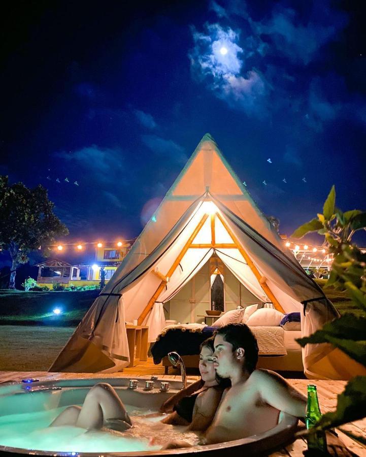 Aw Guatape Glamping Resort Guatapé Exterior photo
